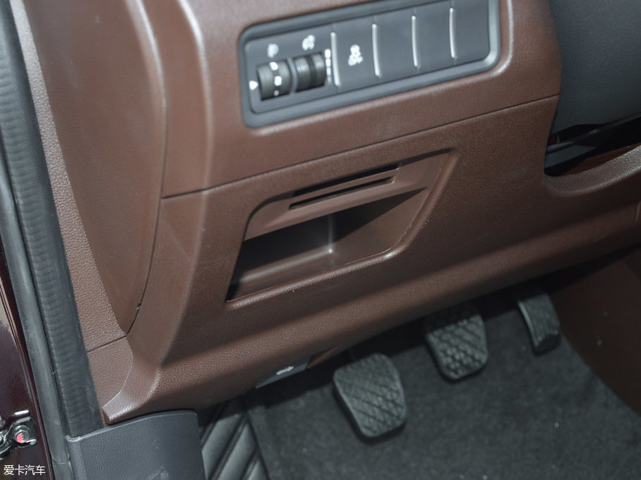 2017MPV 1.5T քm 7