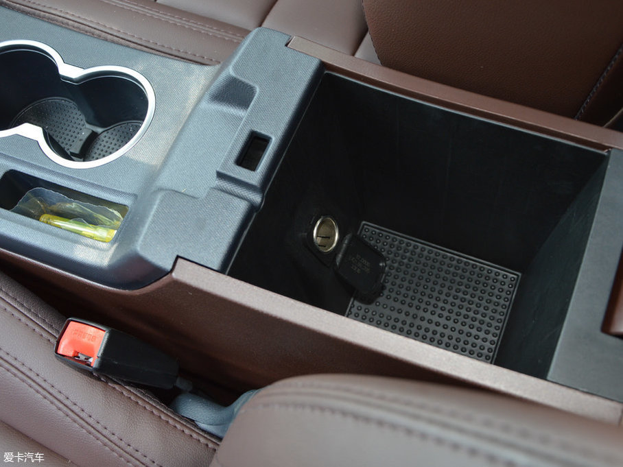 2017MPV 1.5T քm 7