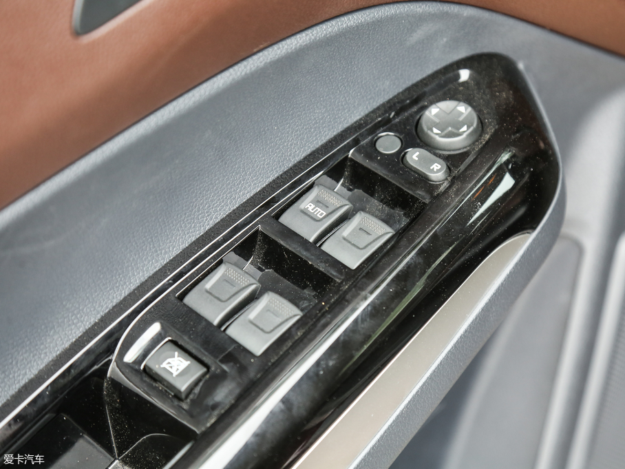 2017F7 1.5T 7քӘ˜