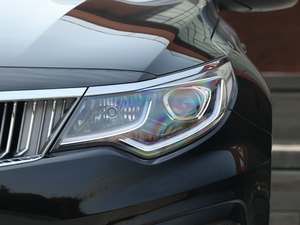 2019款Pro 1.6T DCT豪华版 国V 大灯
