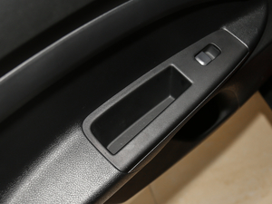 20181.4L Ԅ(dng)Ȥ (gu)V g