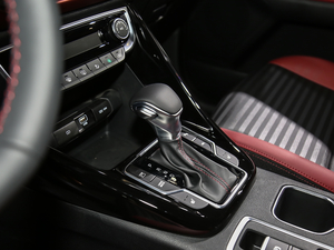 2019款1.4T 自动智享互联版GLS 换挡杆