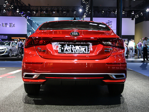 2019款1.4T 自动智享运动版 正后	