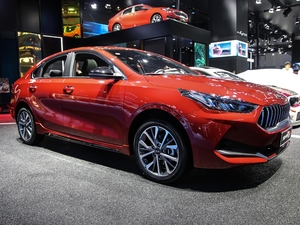 2019款1.4T 自动智享运动版 整体外观