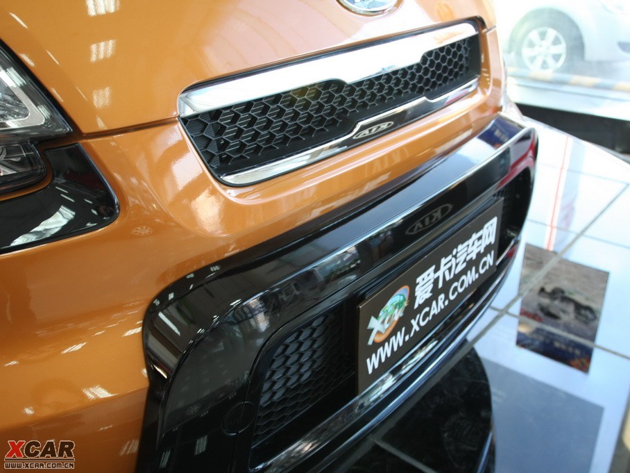 2010���㠖 2.0 Premium