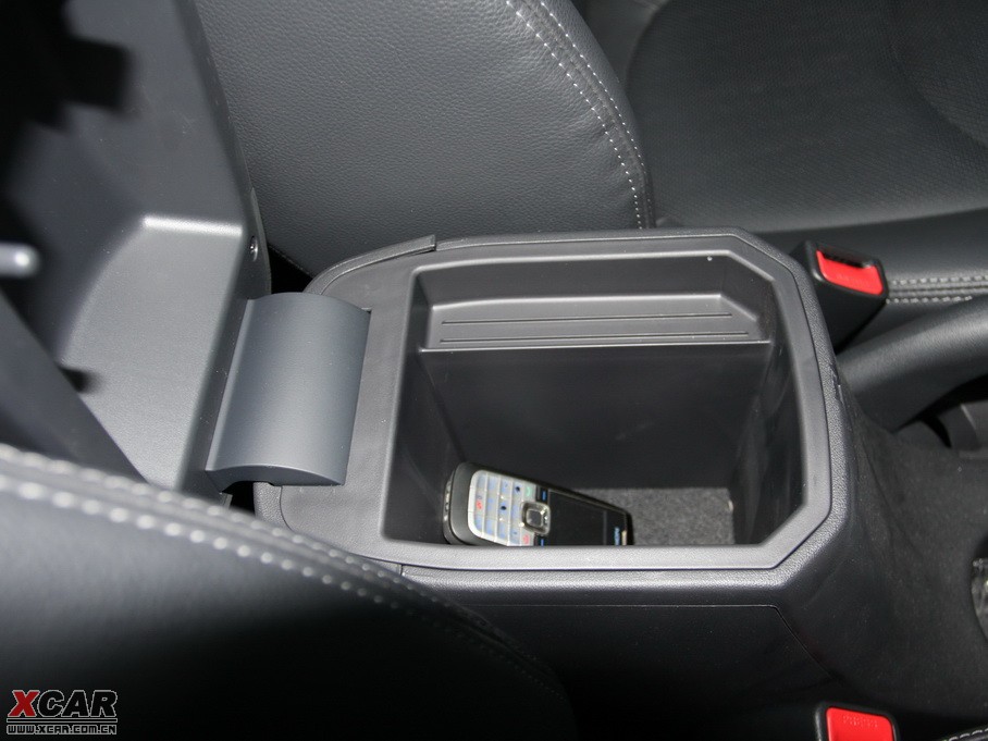 2010���㠖 2.0 Premium