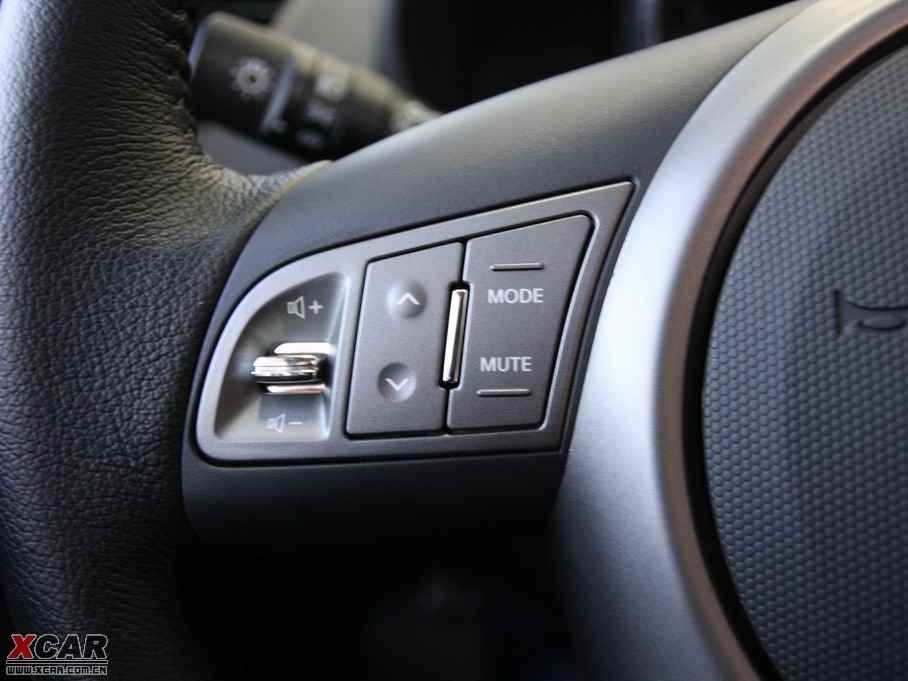 2010���㠖 2.0 Premium