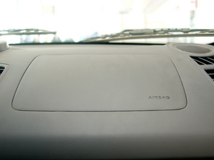 2010款1.6GL 自动 中控区