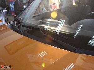 2010款2.0 Premium 雨刷