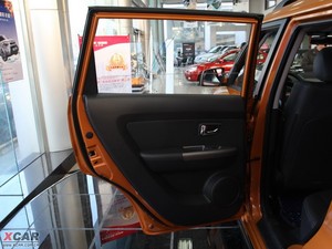 2010款2.0 Premium 空间座椅