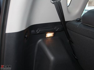 2010款2.0 Premium 空间座椅
