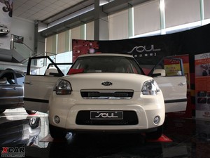 2010款1.6GLS 自动 整体外观