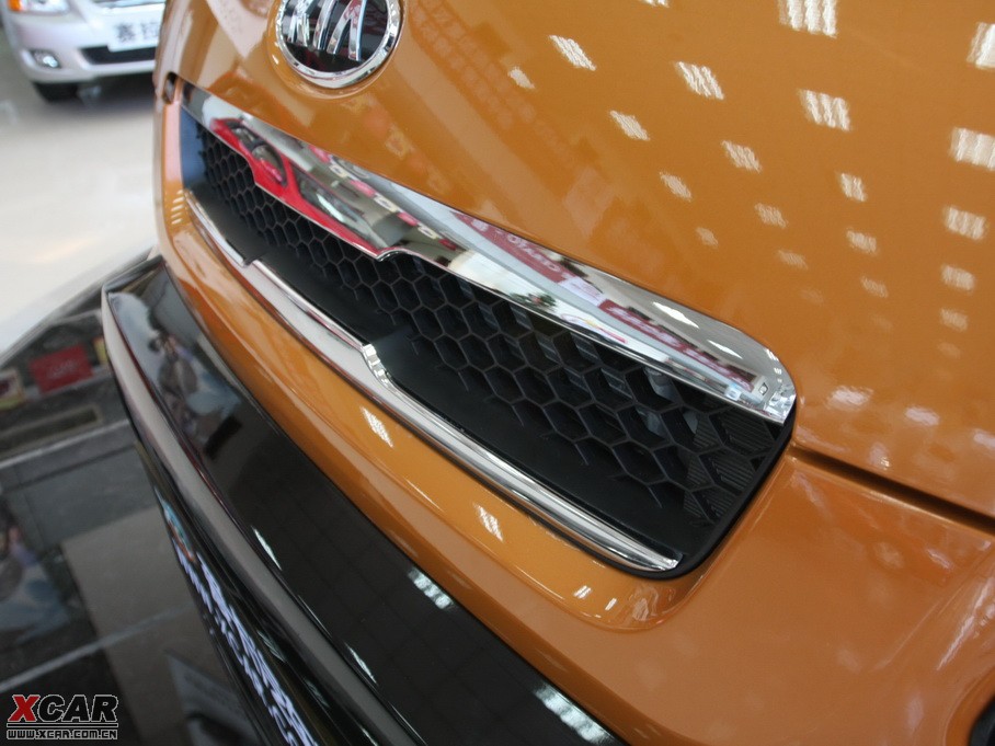 2010���㠖 2.0 Premium