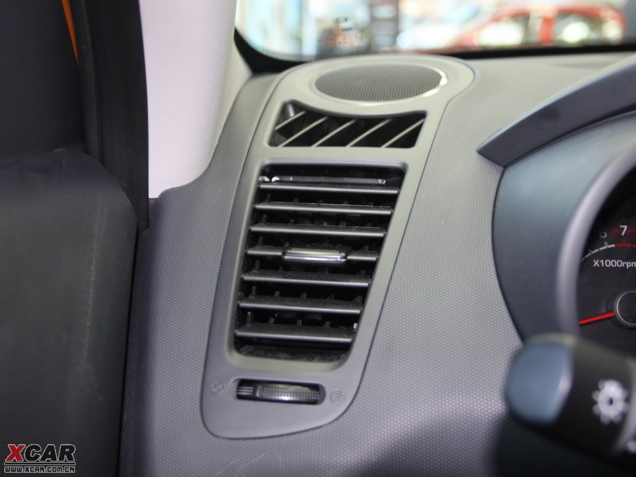 2010���㠖 2.0 Premium