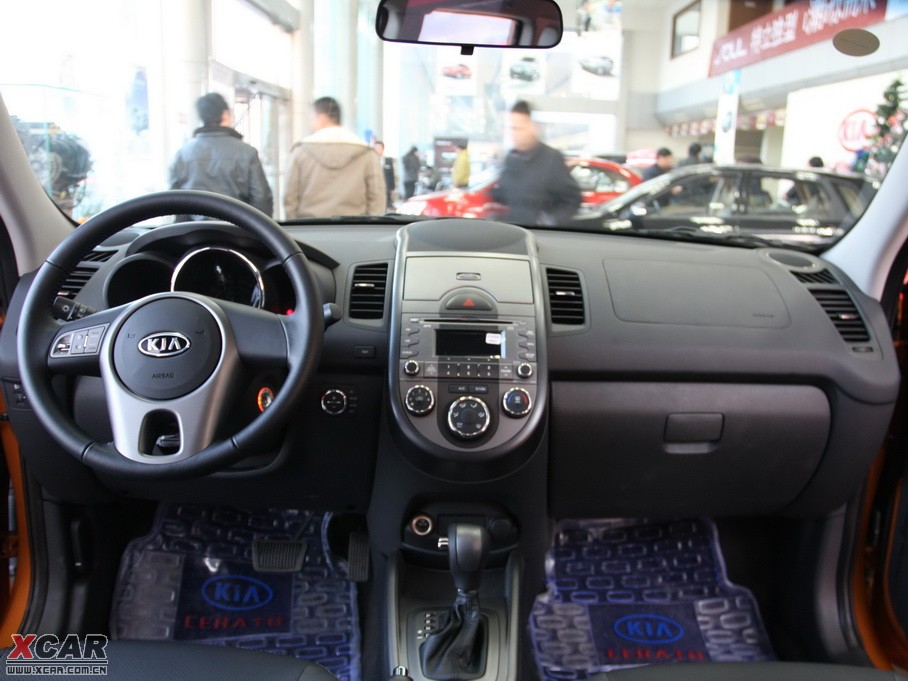 2010���㠖 2.0 Premium