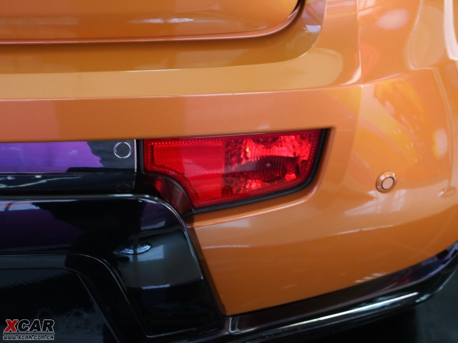 2010���㠖 2.0 Premium