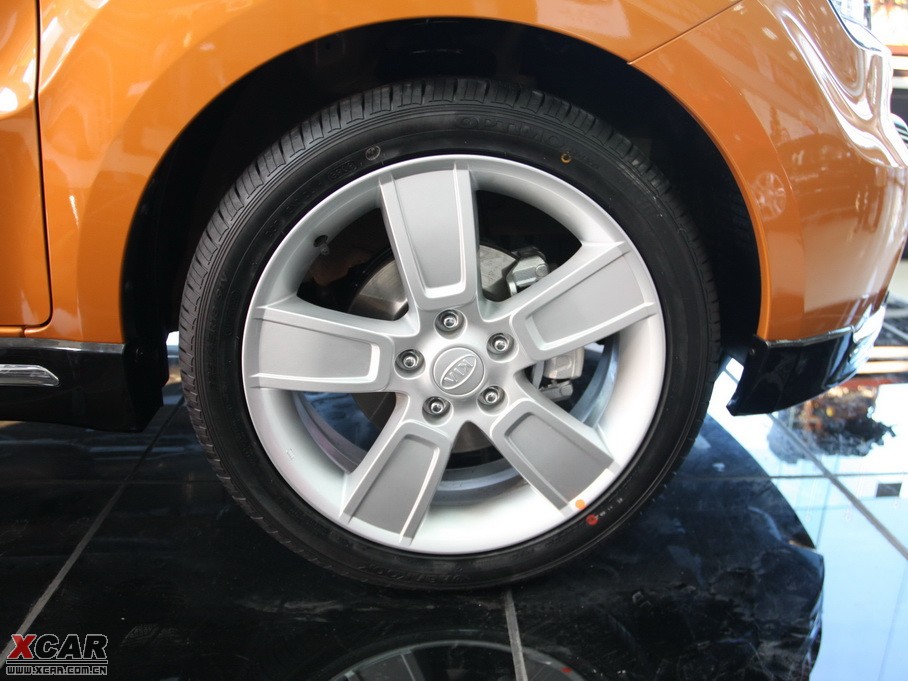 2010���㠖 2.0 Premium