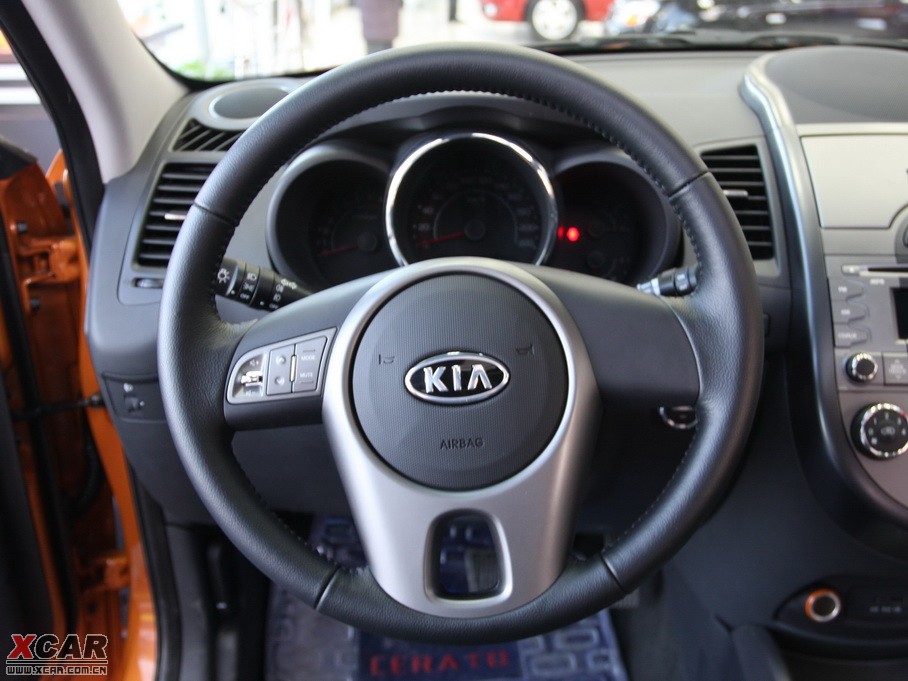 2010���㠖 2.0 Premium