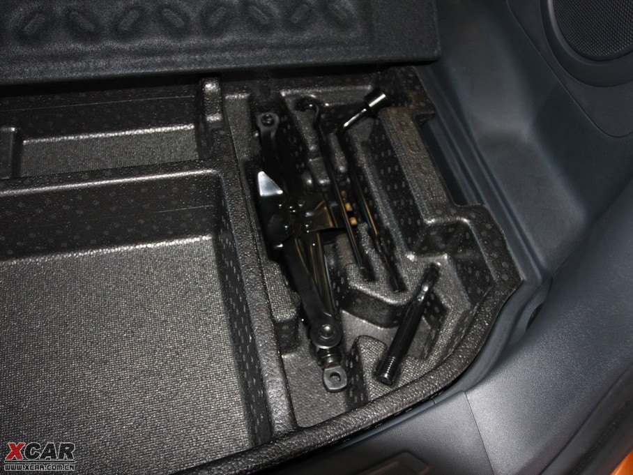 2010���㠖 2.0 Premium