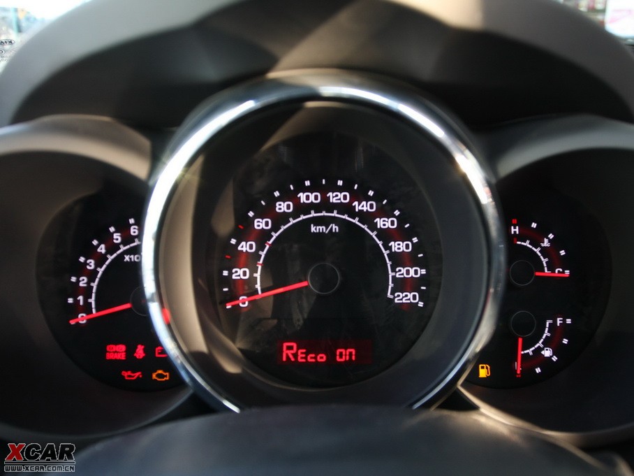 2010���㠖 2.0 Premium