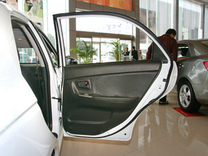 2010��ِ���D ���g����