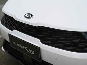 2020380T GT-Line F ^