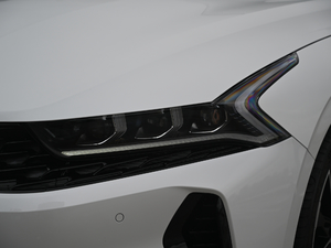 2020380T GT-Line F ^