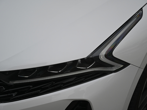 2020380T GT-Line F ^