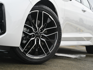 2020380T GT-Line F (x)(ji)^