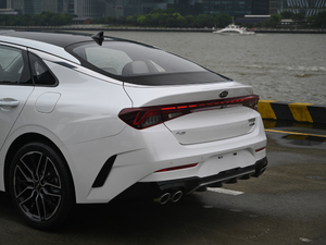 2020380T GT-Line F (x)(ji)^