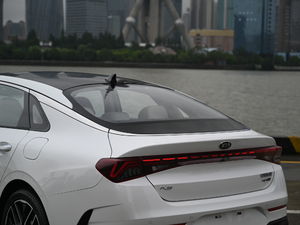 2020380T GT-Line F (x)(ji)^