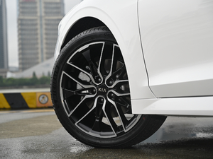 2020380T GT-Line F (x)(ji)^