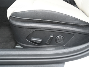 2020380T GT-Line F {{