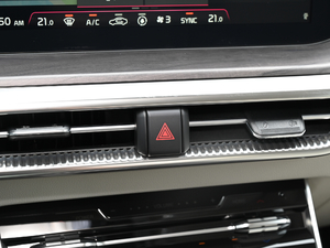 2020380T GT-Line F п؅^