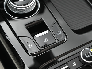 2020380T GT-Line F v܇Ƅ