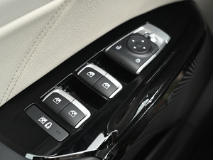 2020380T GT-Line F {܇ƅ^	