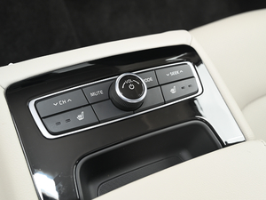 2020380T GT-Line F п؅^