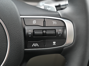 2020380T GT-Line F п؅^