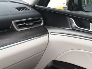 2020380T GT-Line F п؅^