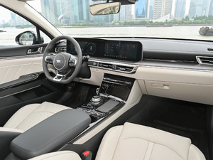 2020380T GT-Line F п؅^