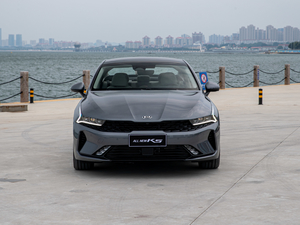 2020380T GT-Line Ş w^