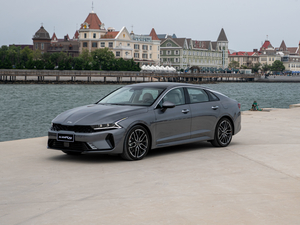 2020380T GT-Line Ş w^