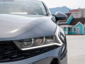 2020380T GT-Line Ş ^