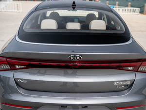 2020380T GT-Line Ş ^