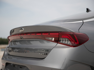 2020380T GT-Line Ş ^