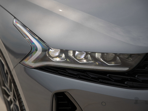 2020380T GT-Line Ş ^