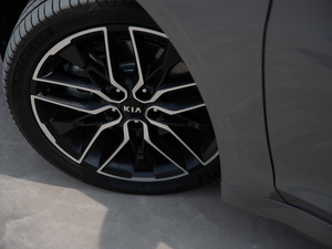 2020380T GT-Line Ş ^