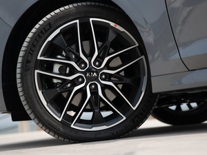 2020380T GT-Line Ş ^