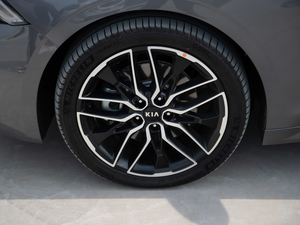 2020380T GT-Line Ş ^