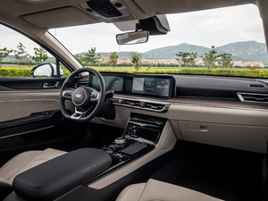 2020380T GT-Line Ş п؅^